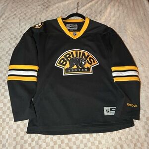 Women’s Boston Bruins jersey